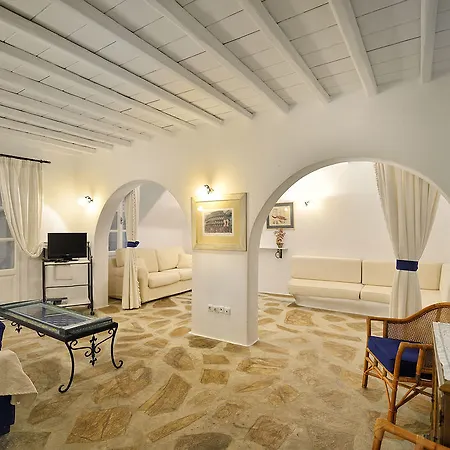 Seablue Houlakia (Mykonos)